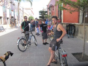A day riding with the streets closed to cars, ending in the old centro of Tlaquepaque