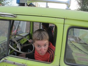 Yep sure, I can back it out of here...