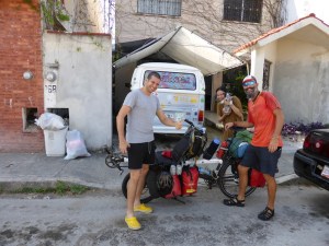Marvellous new friends, Aquiles & Alicia in Chetumal, with their Blue Heeler puppy 'Patch'