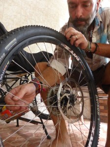 Cool. Another broken spoke riding around the city.