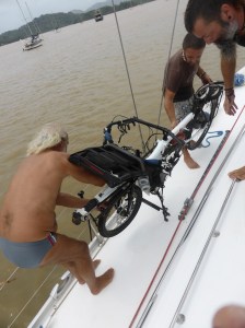 Falkor arrives onboard