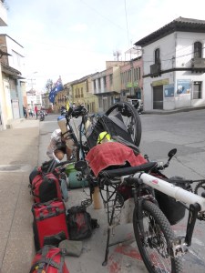 A flat tire in the 1st 200m. Bren was delighted!